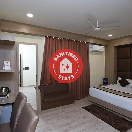 Capital O 5663 Gs Inn Chinhat エクステリア 写真