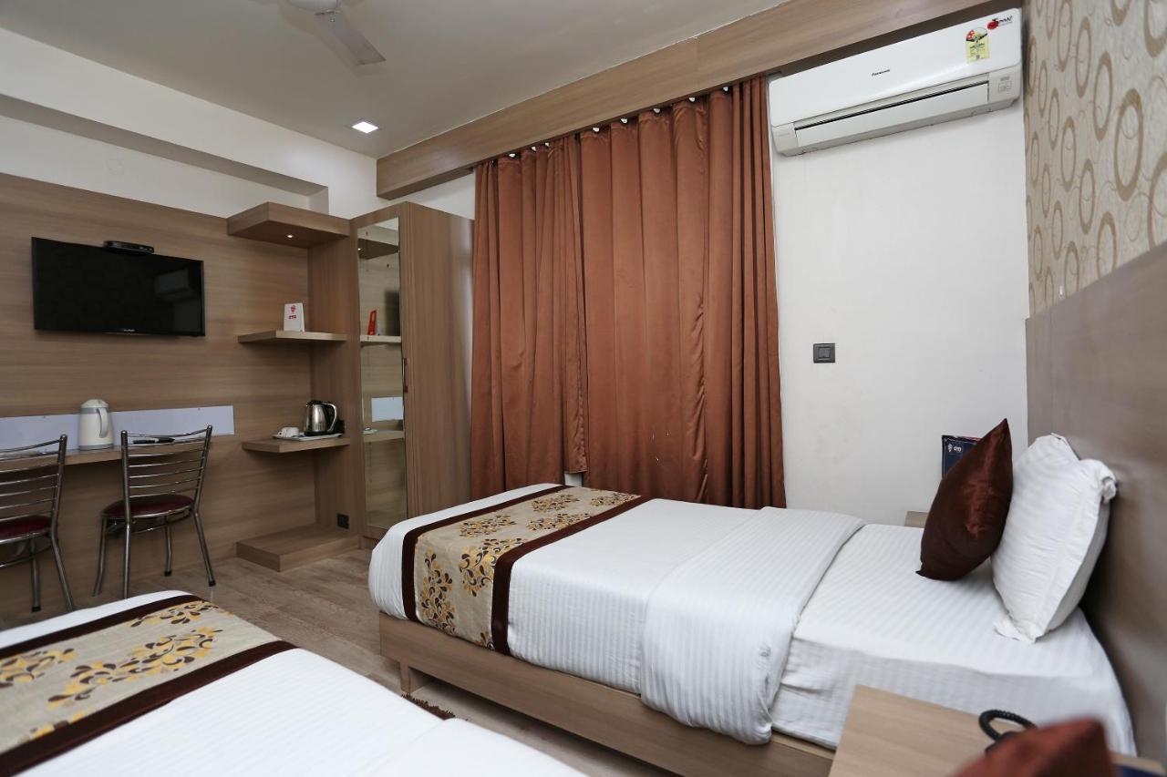 Capital O 5663 Gs Inn Chinhat エクステリア 写真
