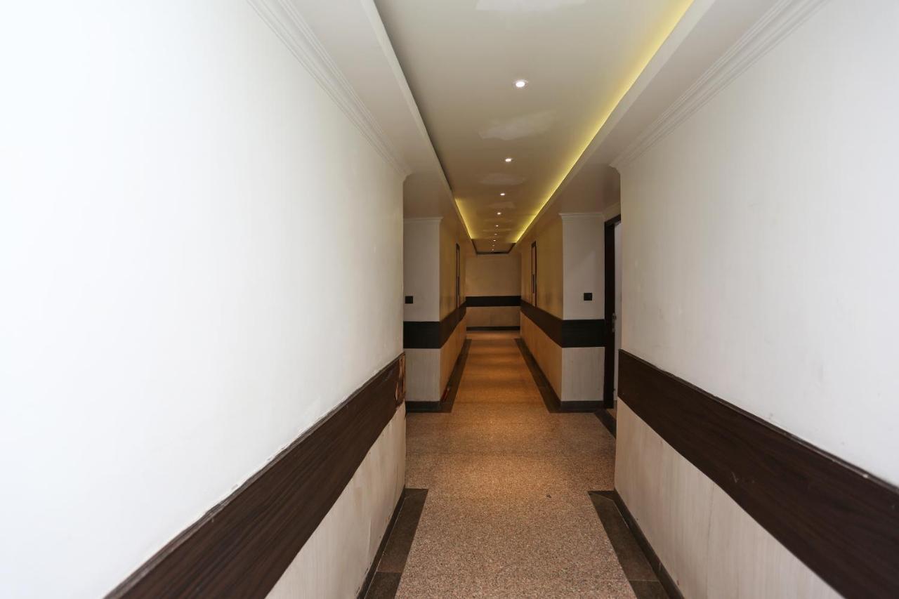 Capital O 5663 Gs Inn Chinhat エクステリア 写真