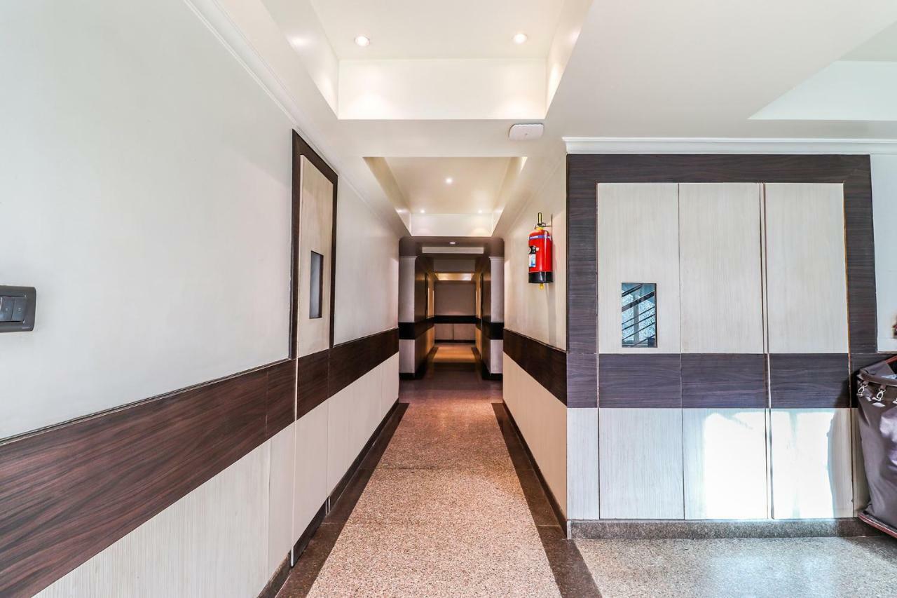 Capital O 5663 Gs Inn Chinhat エクステリア 写真