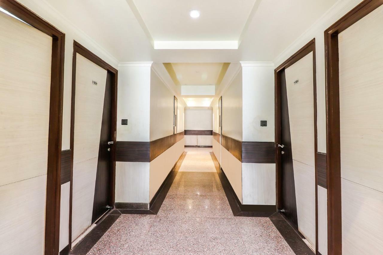 Capital O 5663 Gs Inn Chinhat エクステリア 写真